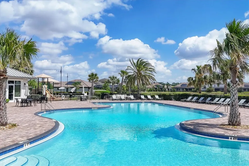 18045 Polo Trail Lakewood Ranch FL 34211