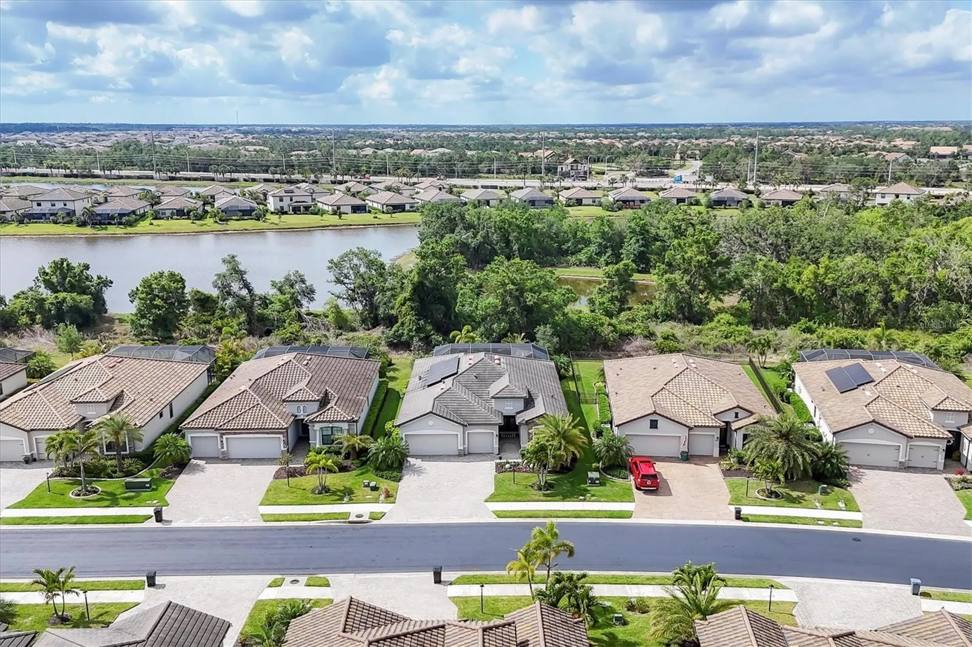 18045 Polo Trail Lakewood Ranch FL 34211