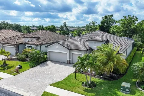 18045 Polo Trail Lakewood Ranch FL 34211