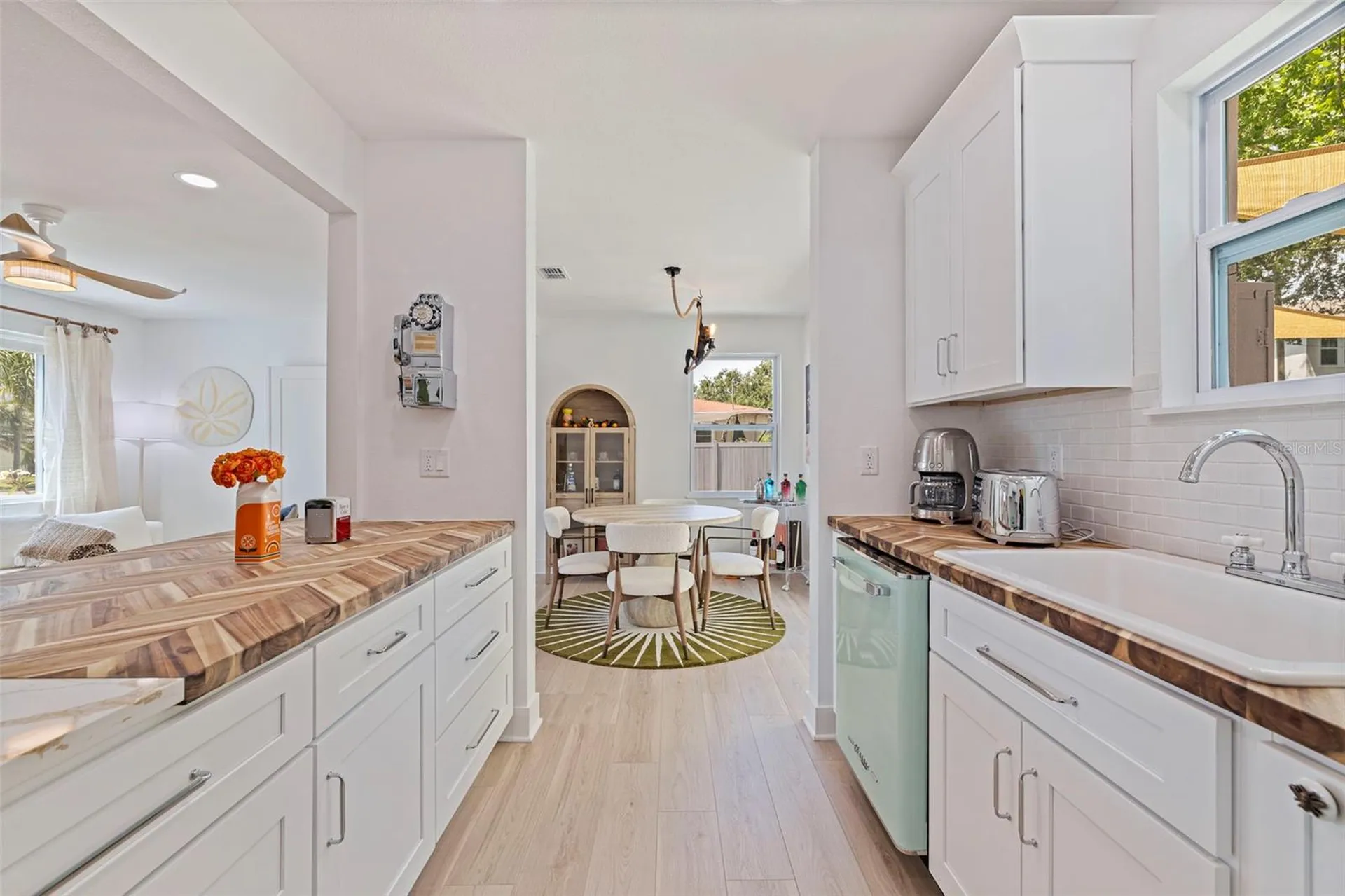 1579 Bayshore Boulevard Dunedin FL 34698
