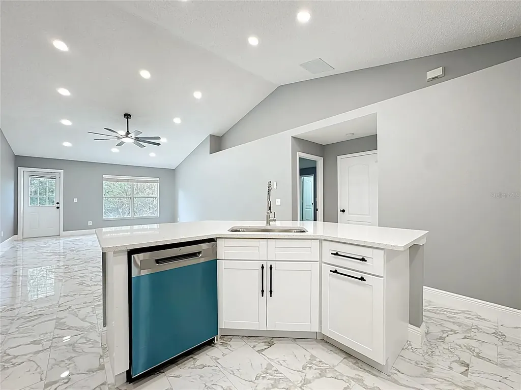 697 Winding Lake Drive Clermont FL 34711