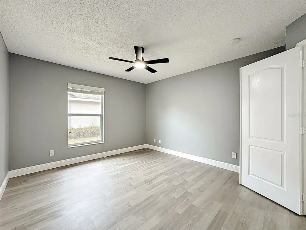 697 Winding Lake Drive Clermont FL 34711