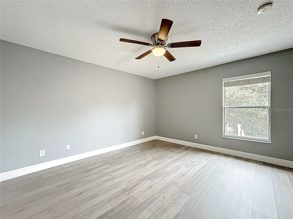 697 Winding Lake Drive Clermont FL 34711