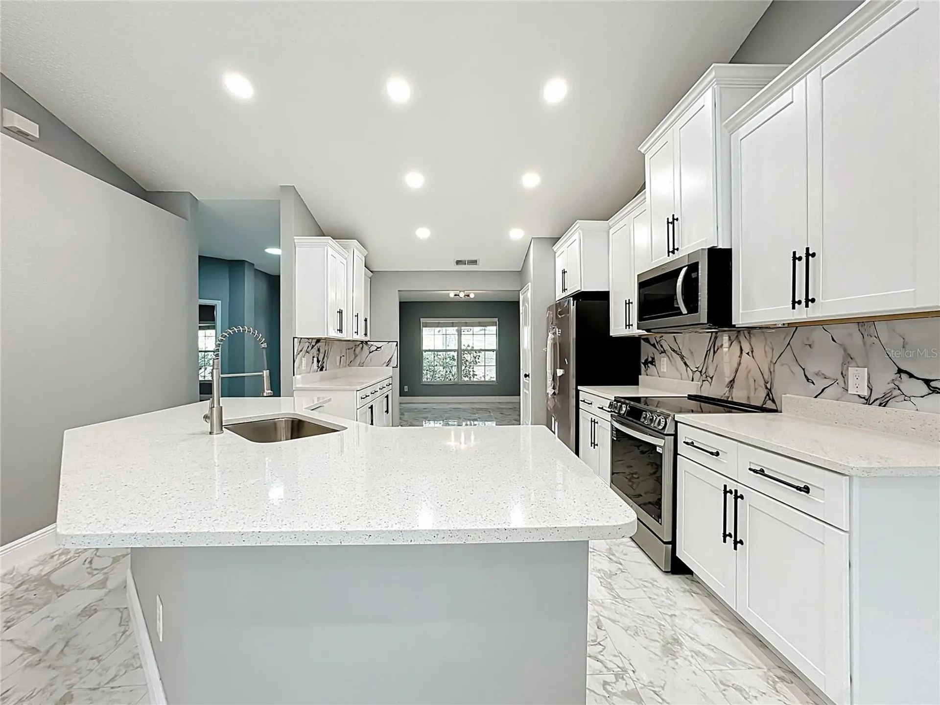 697 Winding Lake Drive Clermont FL 34711