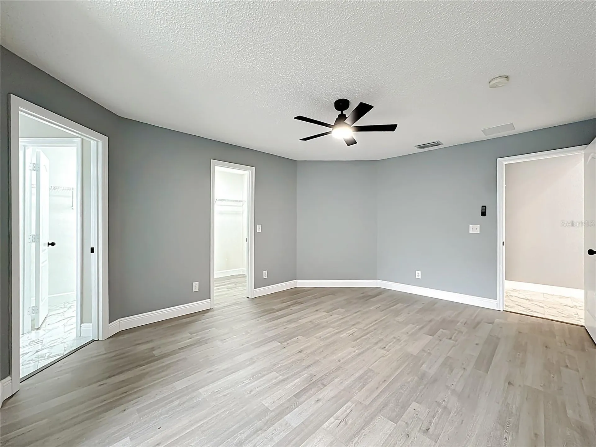 697 Winding Lake Drive Clermont FL 34711