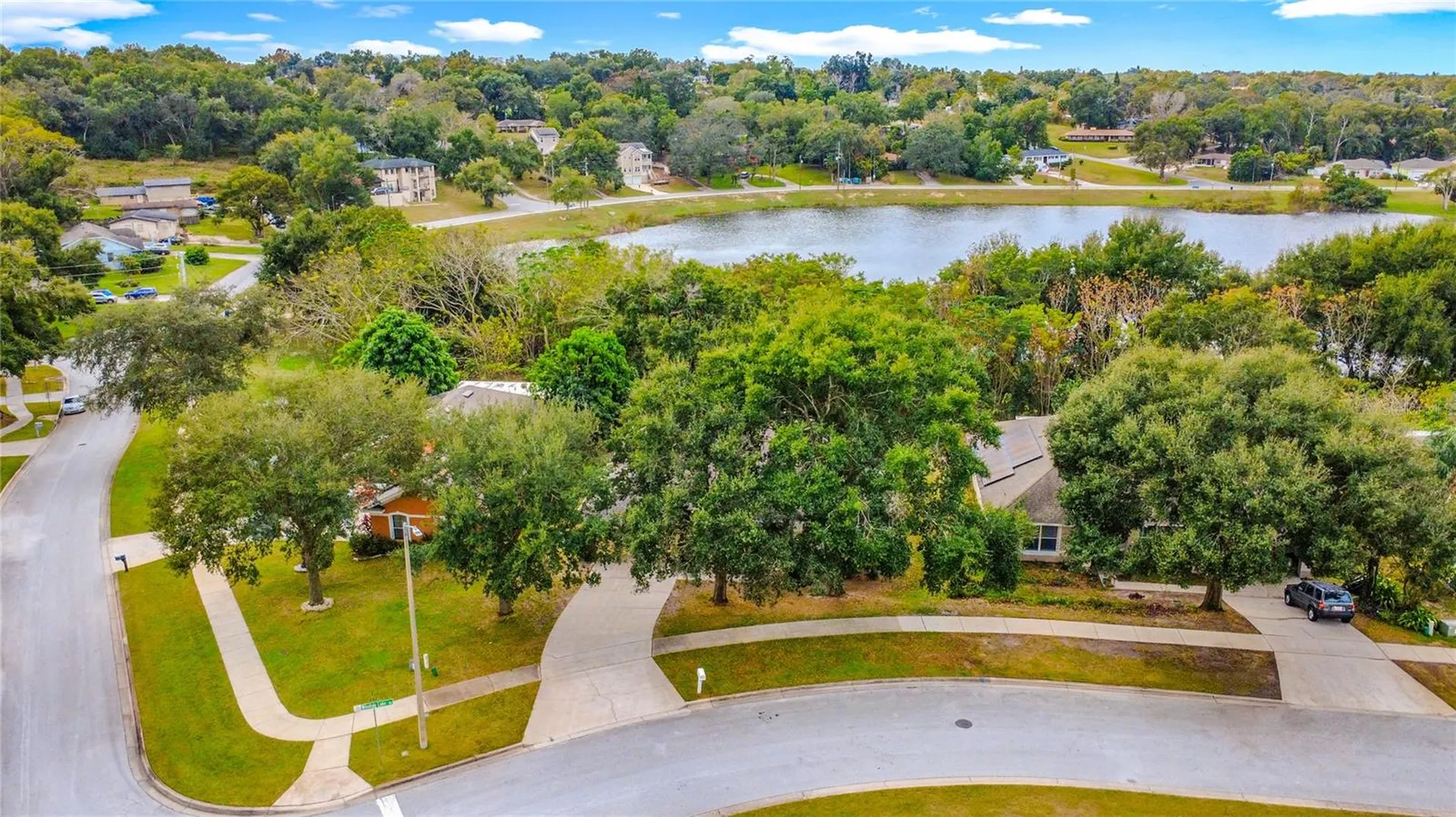 697 Winding Lake Drive Clermont FL 34711