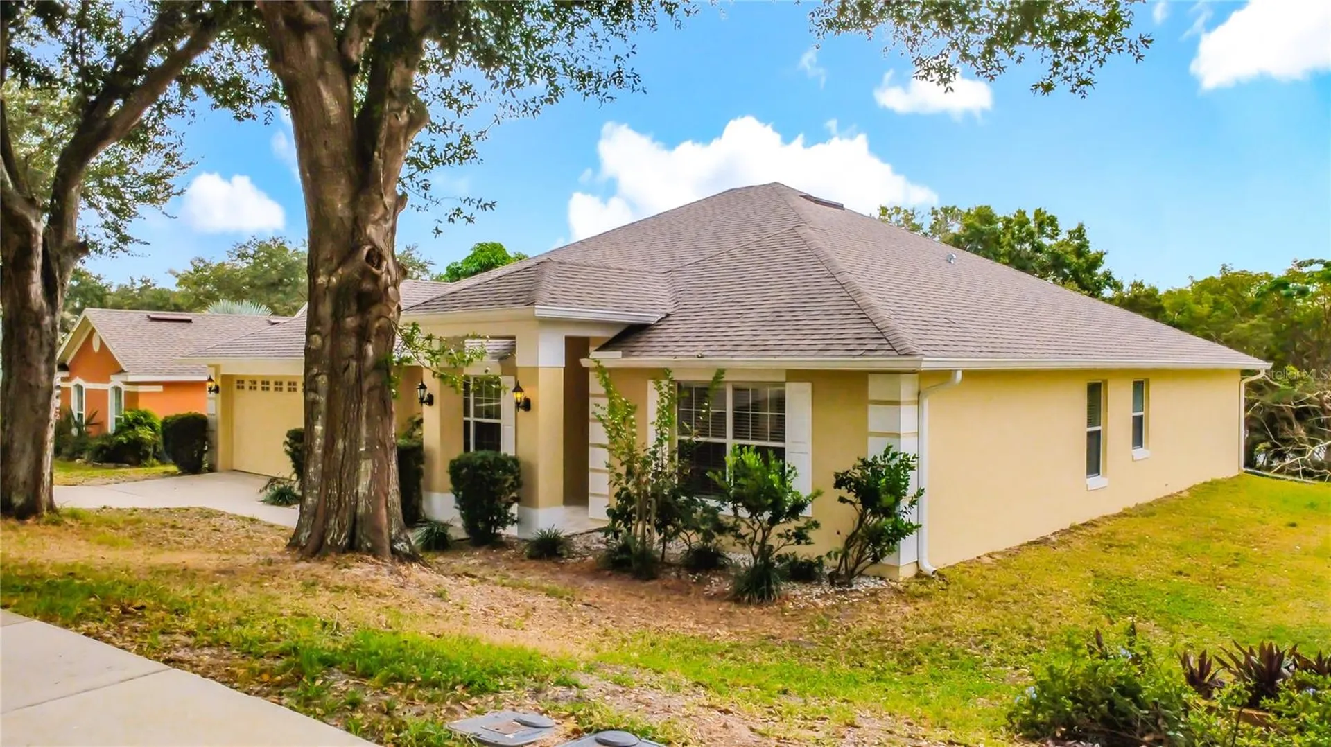 697 Winding Lake Drive Clermont FL 34711