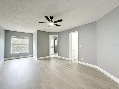697 Winding Lake Drive Clermont FL 34711