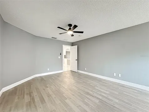 697 Winding Lake Drive Clermont FL 34711