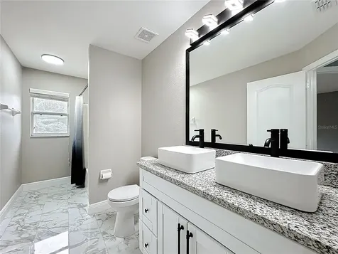 697 Winding Lake Drive Clermont FL 34711