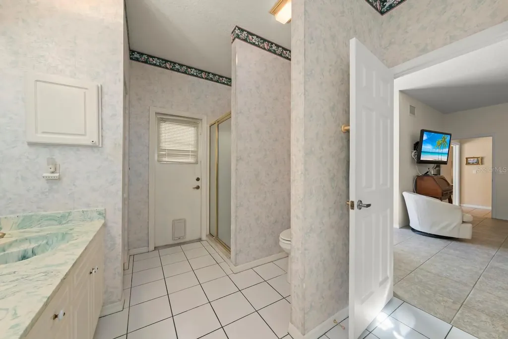4356 Marcott Circle Sarasota FL 34233