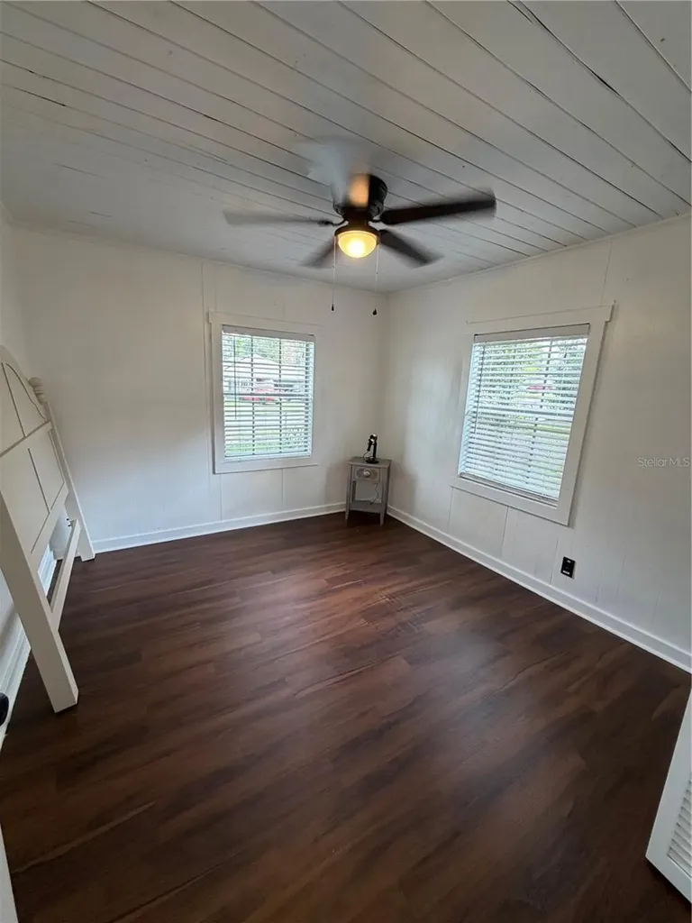 118 E Pine Street Davenport FL 33837