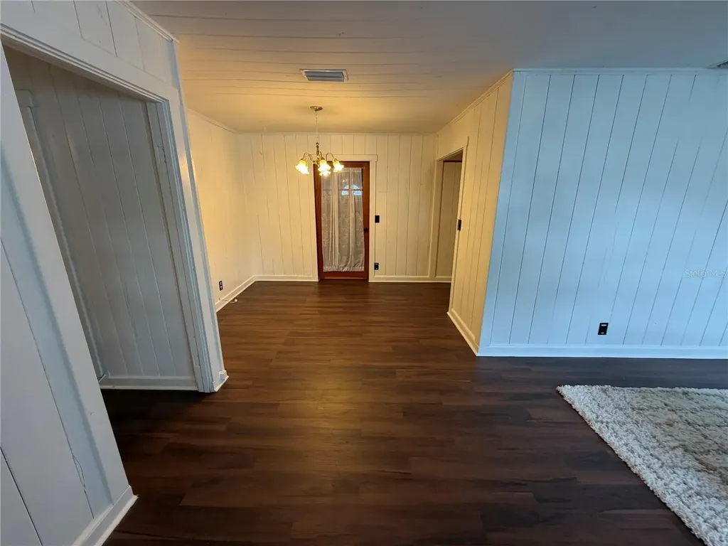 118 E Pine Street Davenport FL 33837