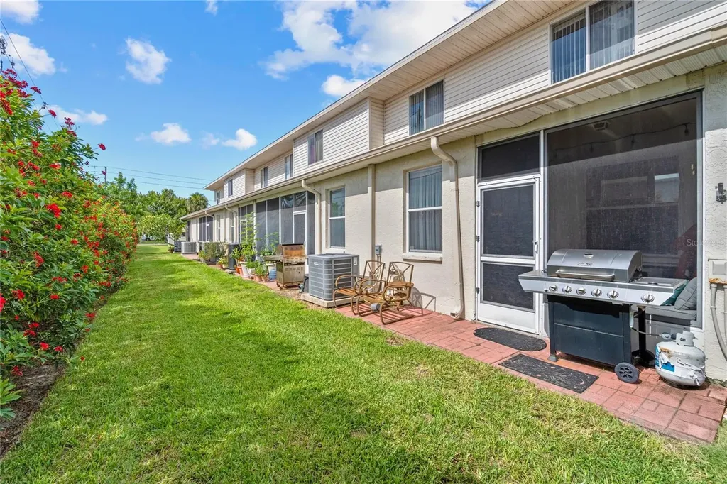 6400 46th Avenue N Kenneth City FL 33709