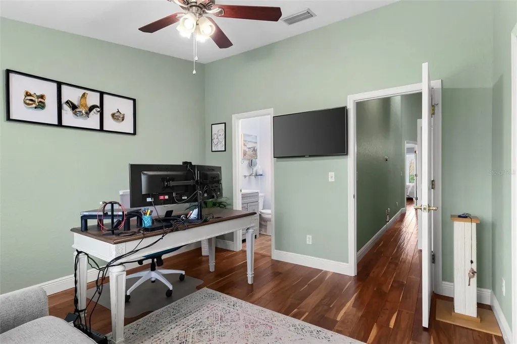 112 Brent Circle Oldsmar FL 34677
