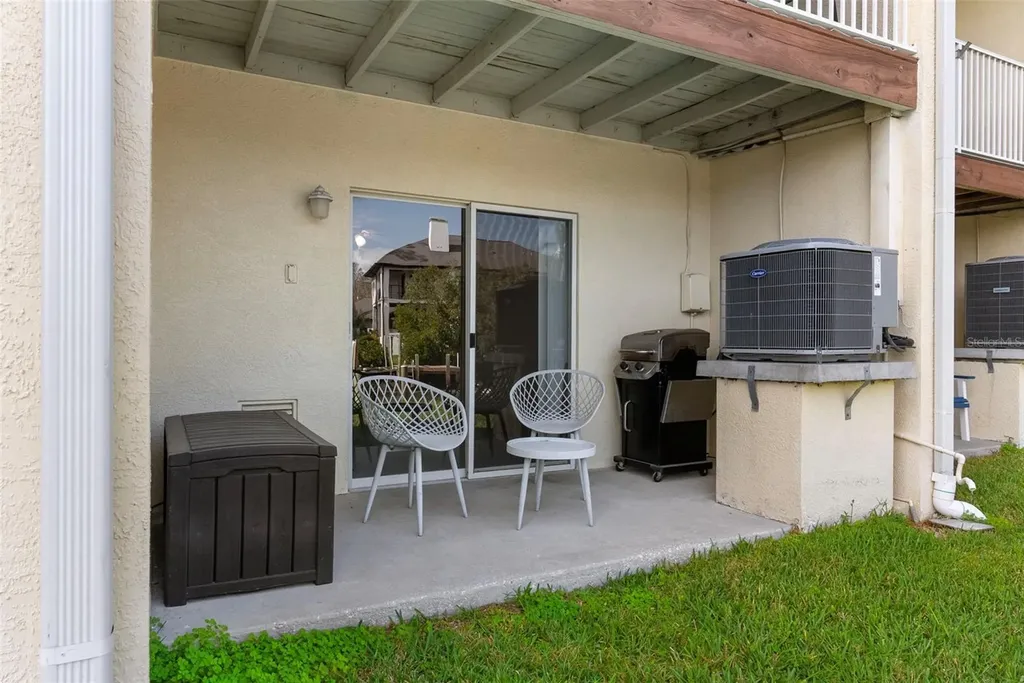 112 Brent Circle Oldsmar FL 34677