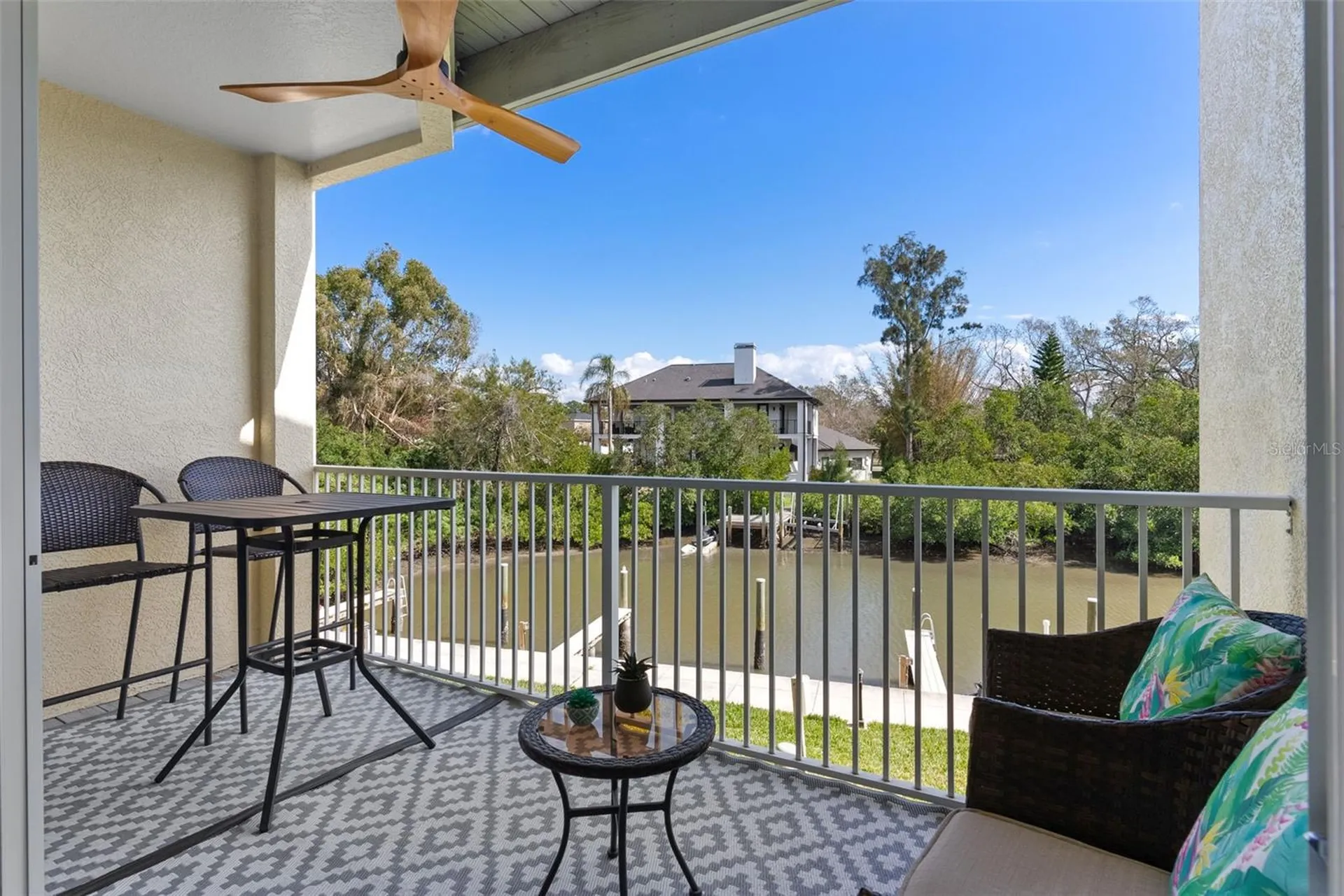 112 Brent Circle Oldsmar FL 34677