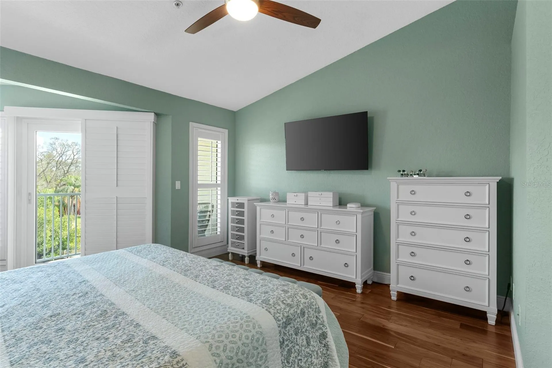 112 Brent Circle Oldsmar FL 34677