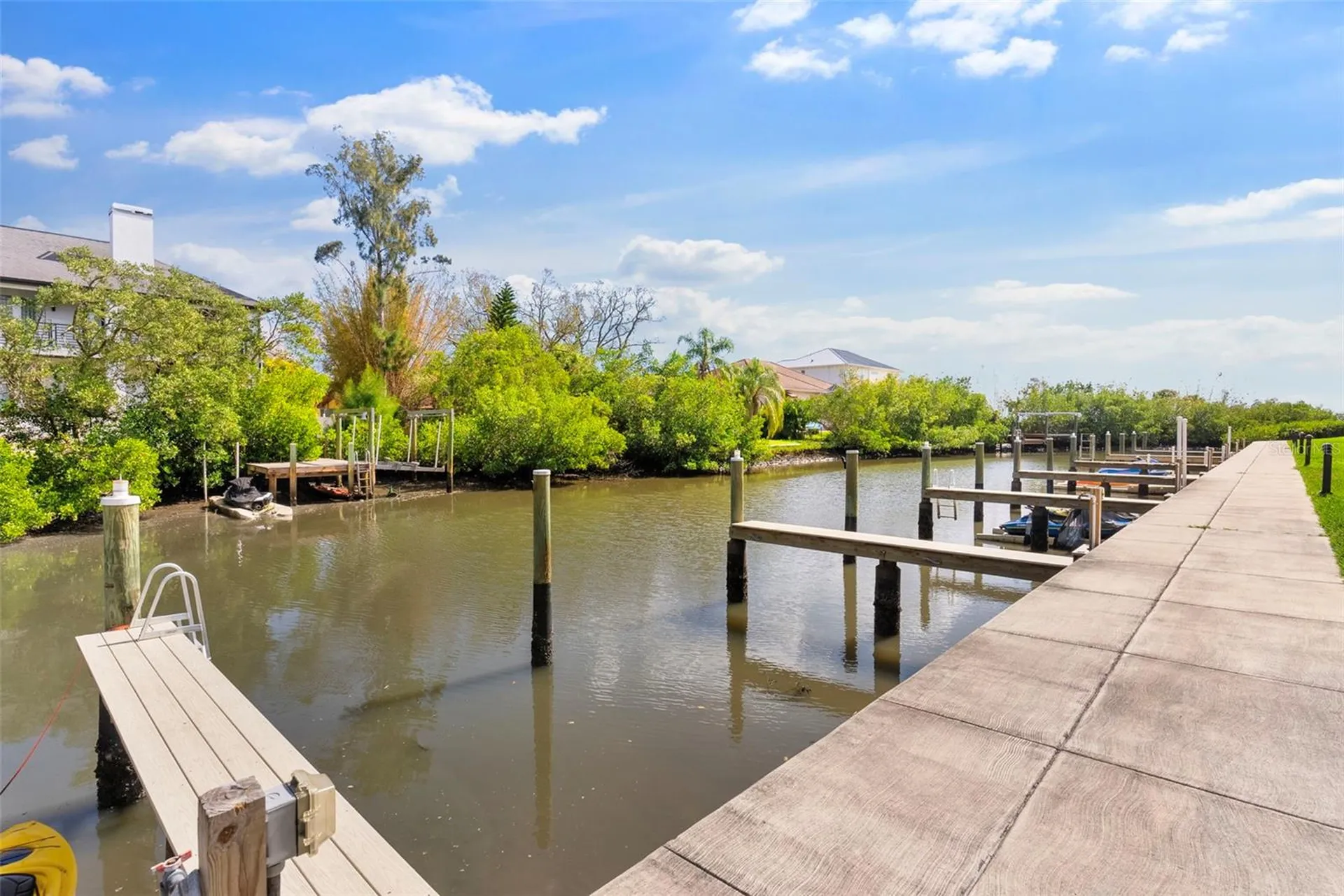112 Brent Circle Oldsmar FL 34677