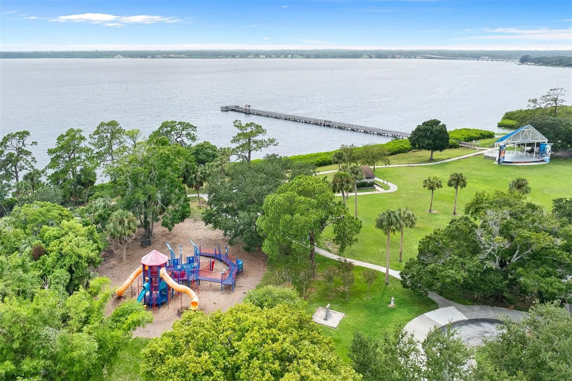112 Brent Circle Oldsmar FL 34677