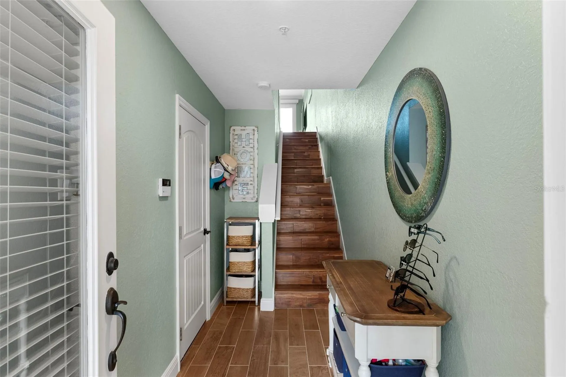 112 Brent Circle Oldsmar FL 34677