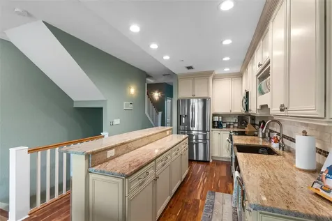112 Brent Circle Oldsmar FL 34677