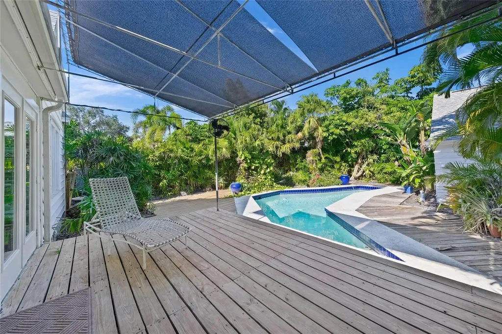 1917 Bahia Vista Street Sarasota FL 34239