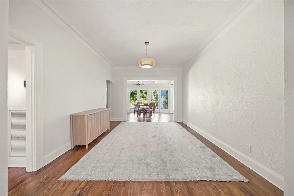 1917 Bahia Vista Street Sarasota FL 34239