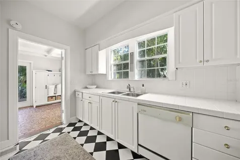 1917 Bahia Vista Street Sarasota FL 34239