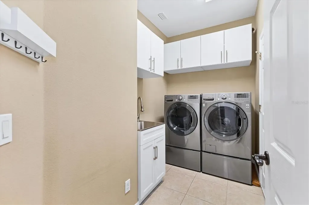 6163 Palomino Circle Bradenton FL 34201