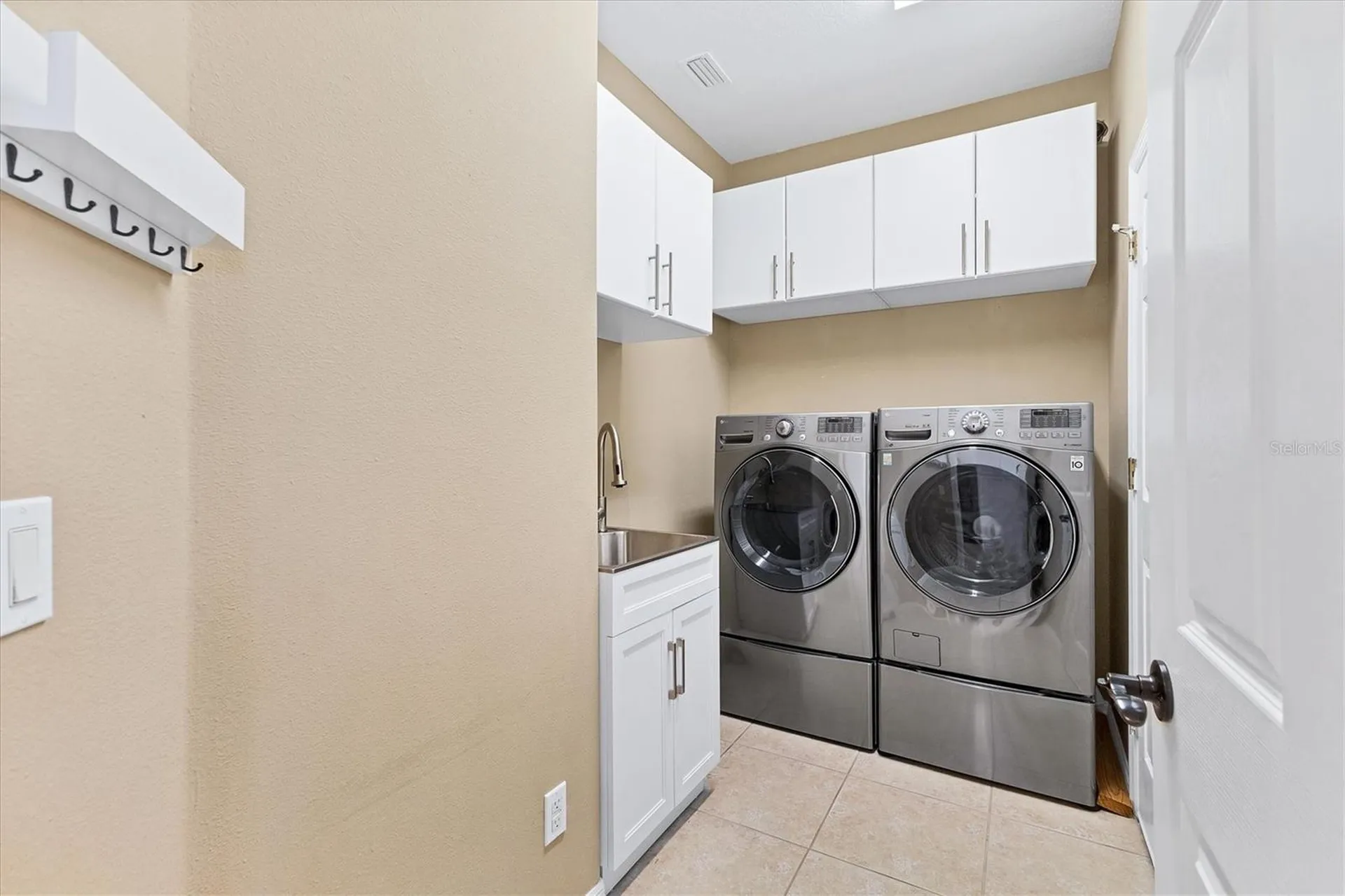 6163 Palomino Circle Bradenton FL 34201