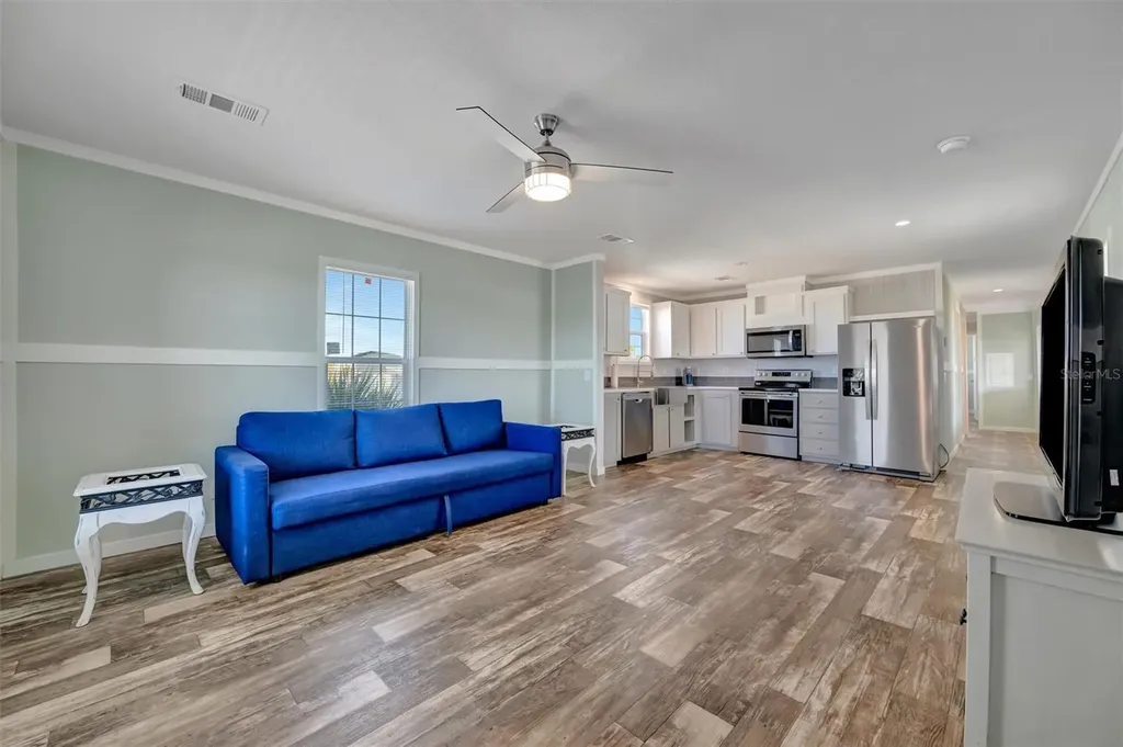 105 W Saint Johns Way Apollo Beach FL 33572