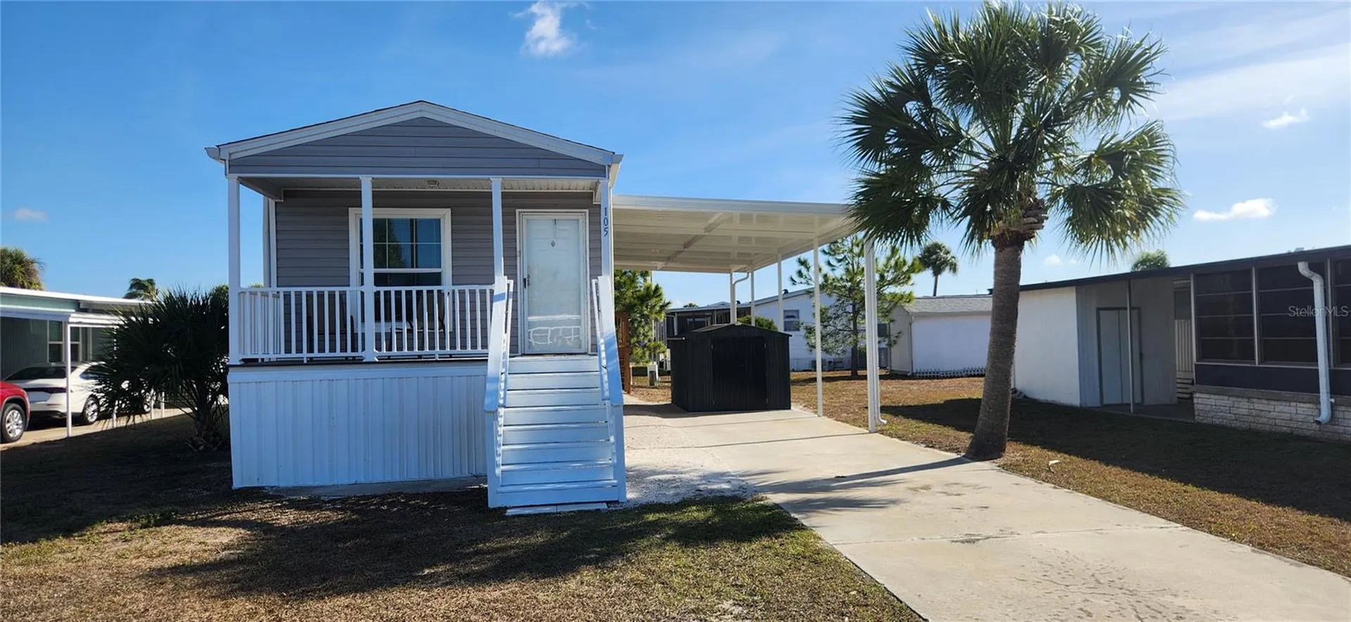 105 W Saint Johns Way Apollo Beach FL 33572