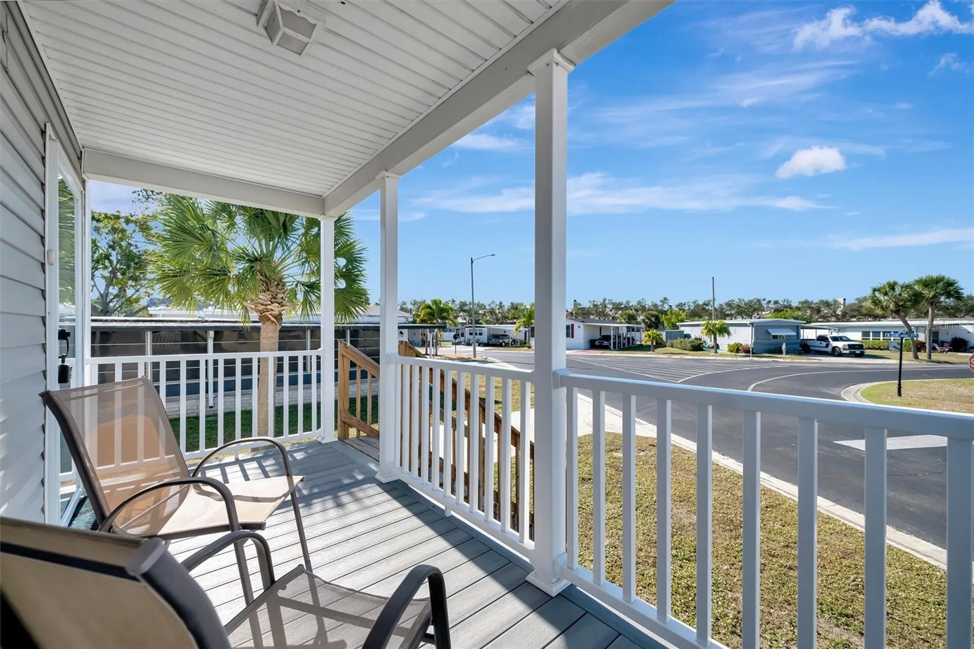 105 W Saint Johns Way Apollo Beach FL 33572