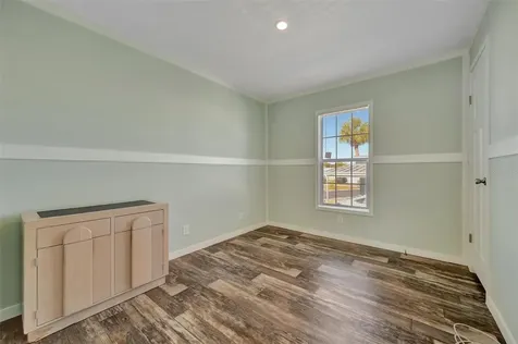 105 W Saint Johns Way Apollo Beach FL 33572