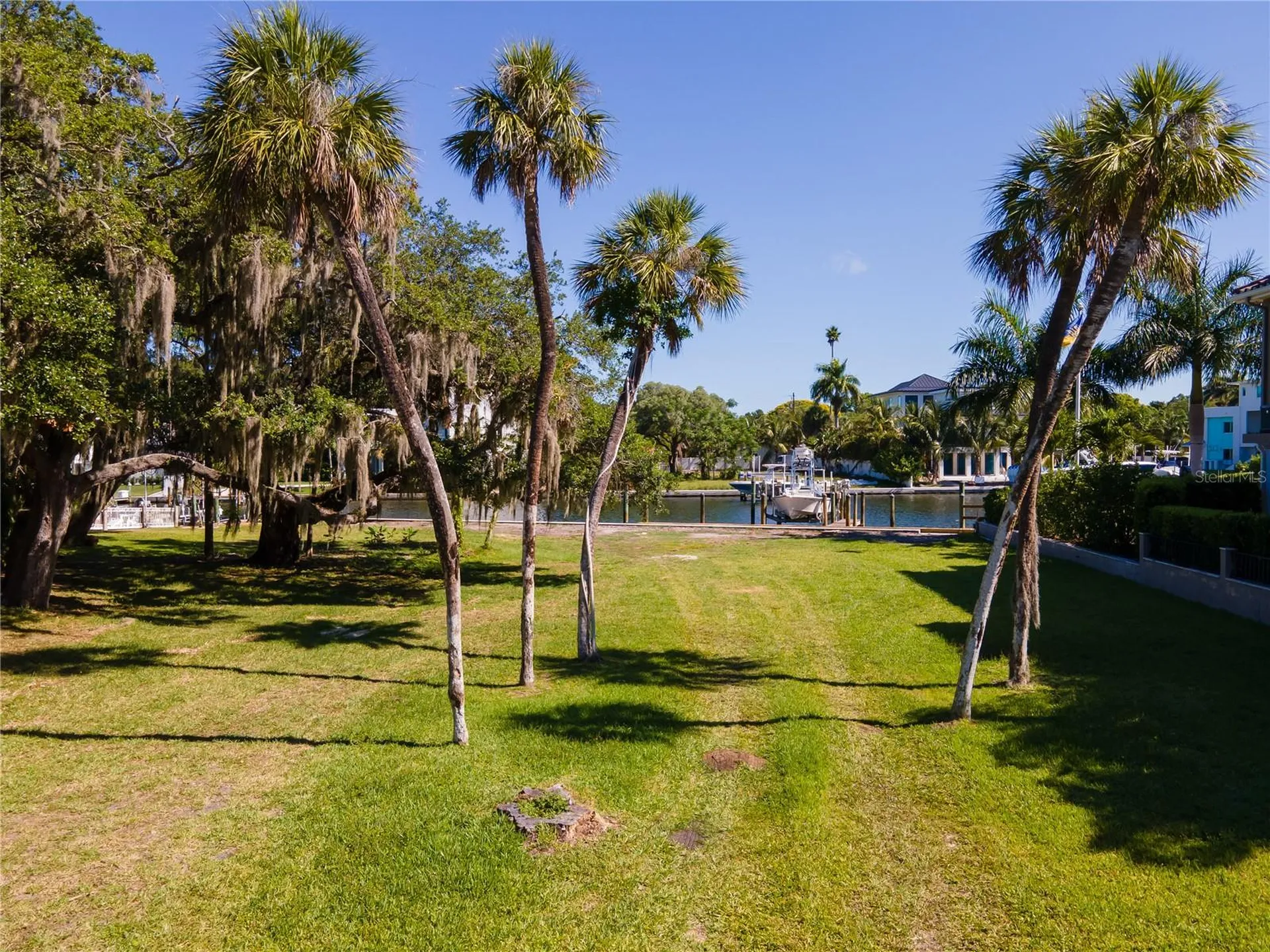 955 Whitakers Lane Sarasota FL 34236