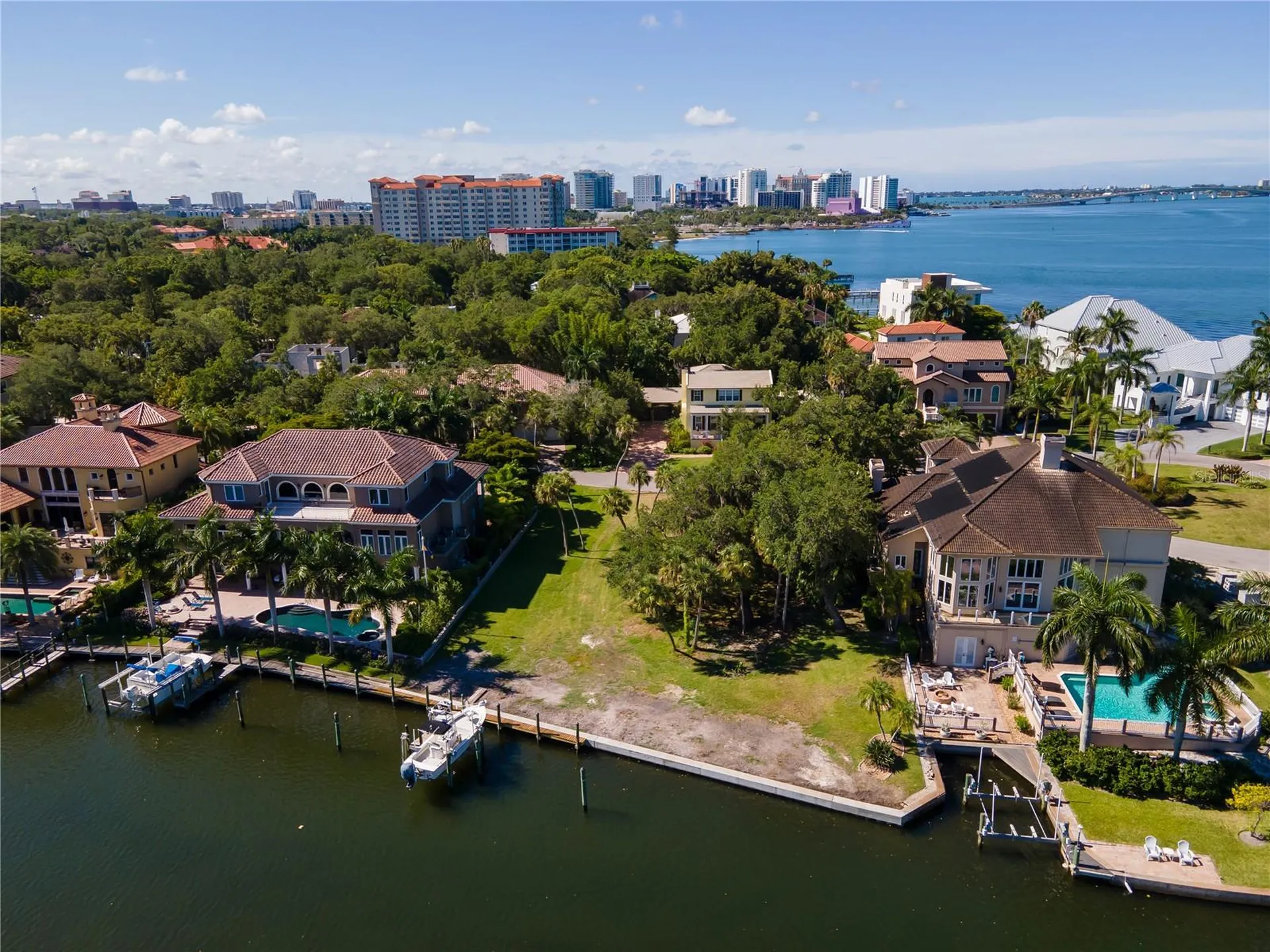 955 Whitakers Lane Sarasota FL 34236