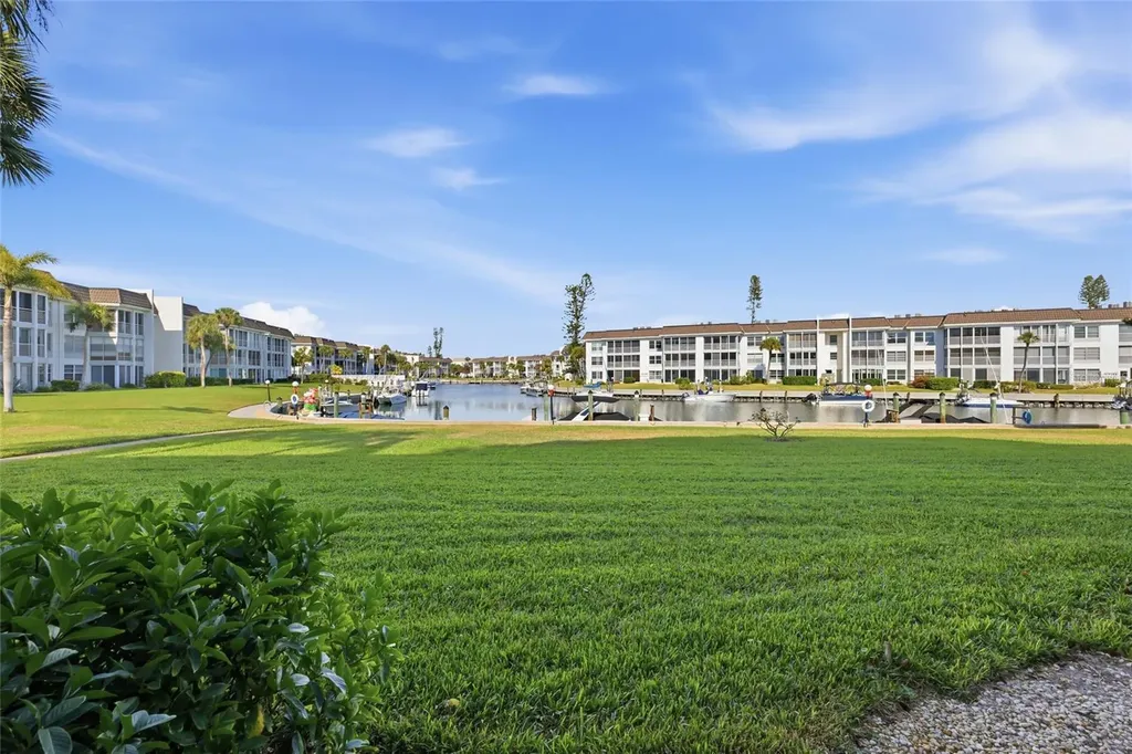 4340 Falmouth Drive Longboat Key FL 34228