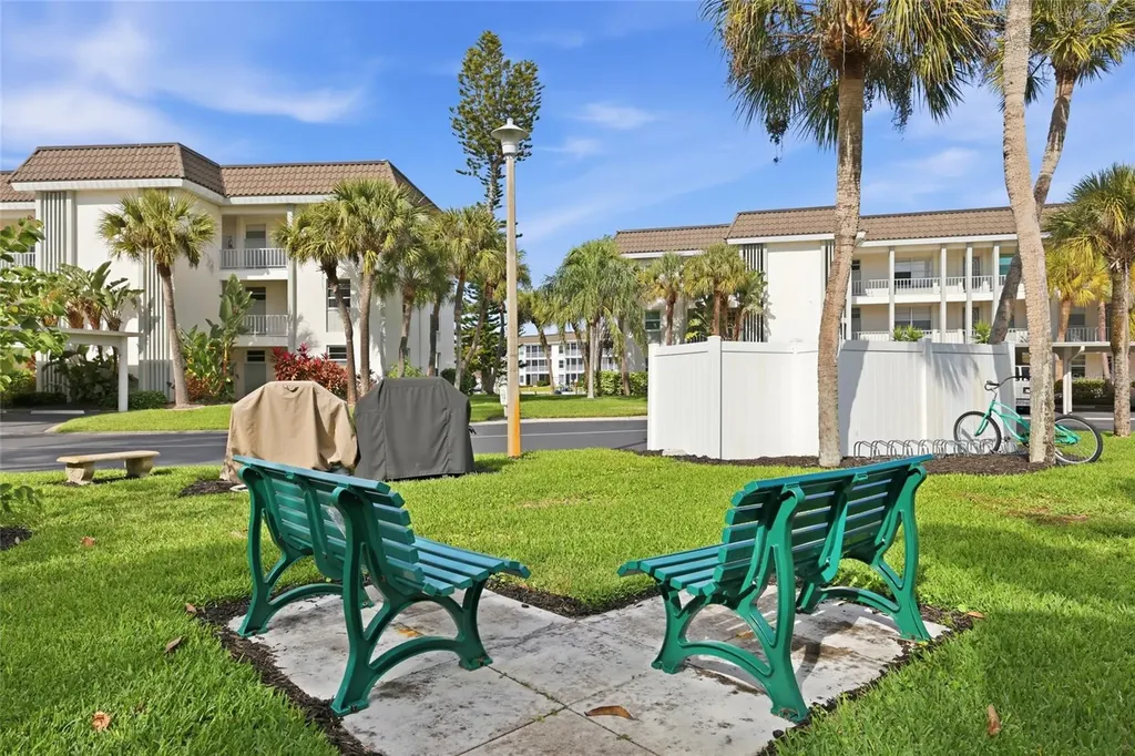 4340 Falmouth Drive Longboat Key FL 34228