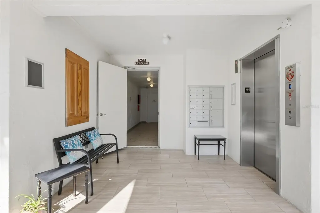 4340 Falmouth Drive Longboat Key FL 34228