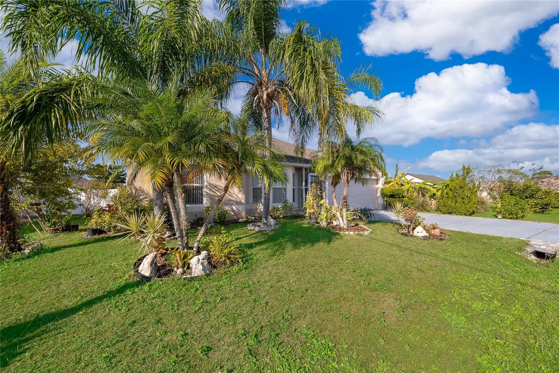 611 Baldwin Drive Kissimmee FL 34758