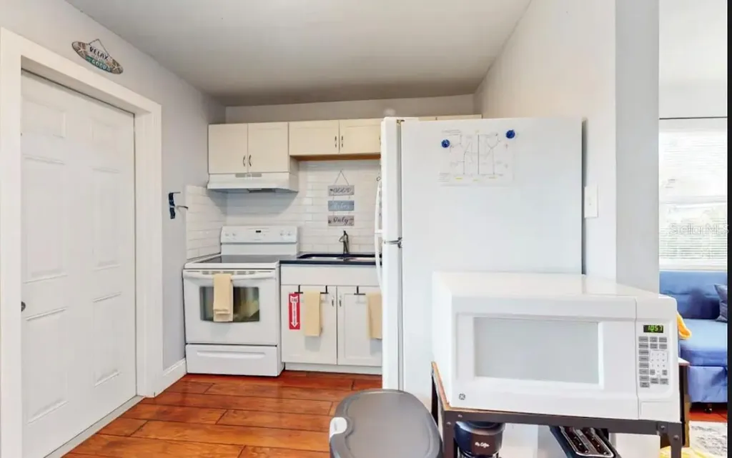 726 Stremma Road Largo FL 33770