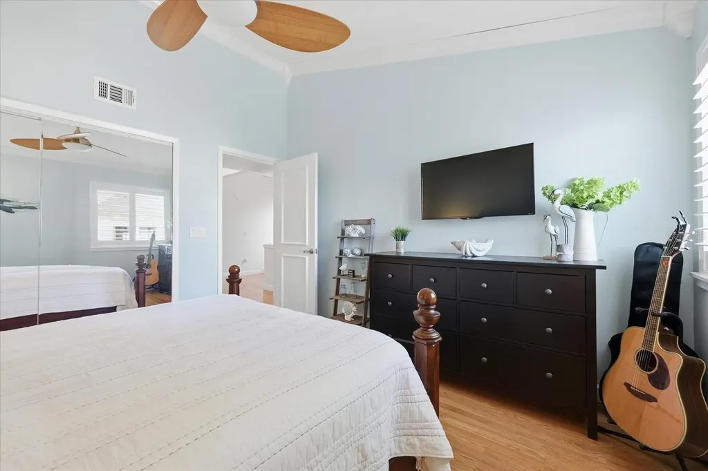 501 Sandy Hook Road Treasure Island FL 33706