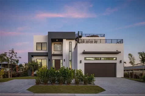 1212 Center Place Sarasota FL 34236