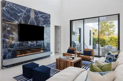 1212 Center Place Sarasota FL 34236