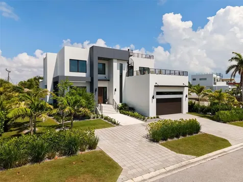 1212 Center Place Sarasota FL 34236
