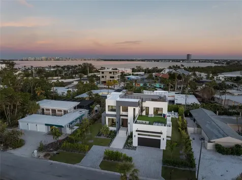 1212 Center Place Sarasota FL 34236