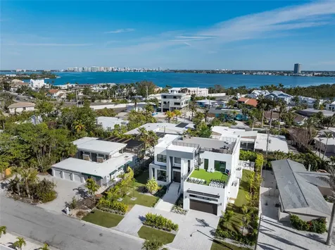 1212 Center Place Sarasota FL 34236