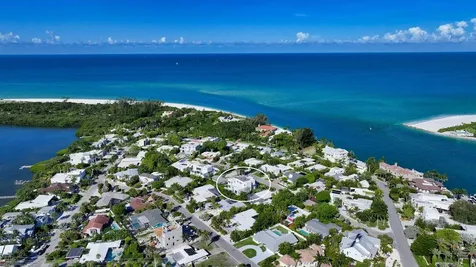 1212 Center Place Sarasota FL 34236