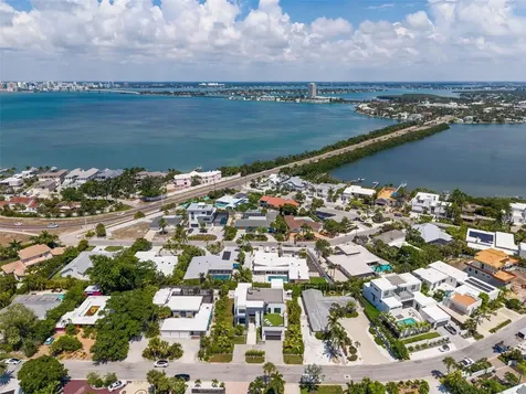 1212 Center Place Sarasota FL 34236